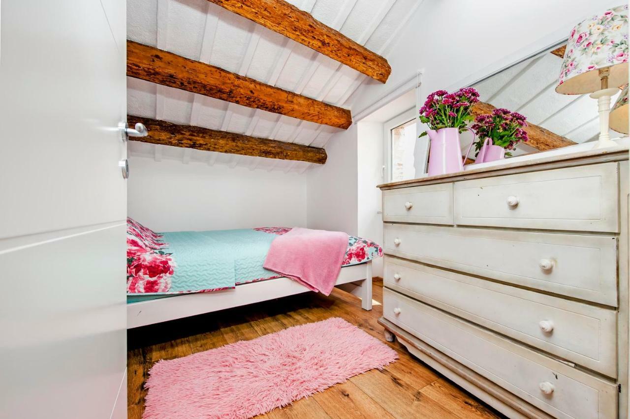 Casa Alek Appartement